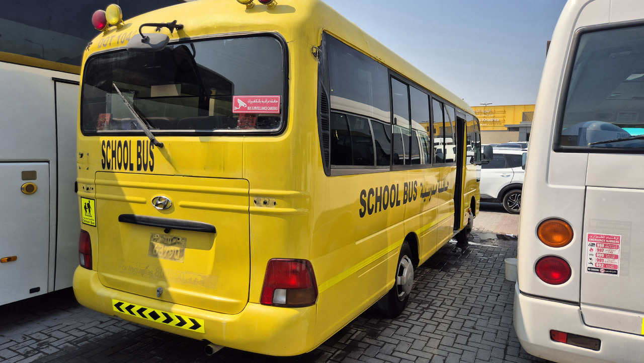 Toyota Coaster // Hyundai County... 30 places ... Climatisé - Minibuss, Persontransport: bilde 3 Toyota Coaster // Hyundai County... 30 places ... Climatisé - Minibuss, Persontransport: bilde 3