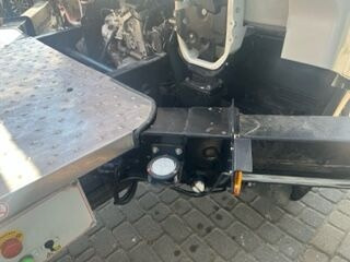 Billift Nissan NT400: bilde 8 Billift Nissan NT400: bilde 8