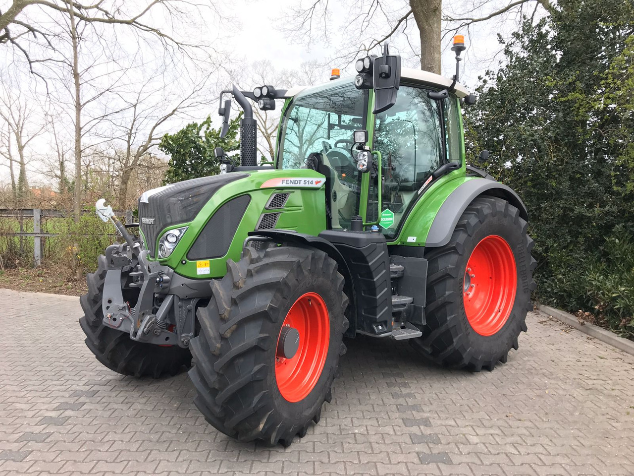 FENDT 514 Vario S4 ProfiPlus - Traktor: bilde 1 FENDT 514 Vario S4 ProfiPlus - Traktor: bilde 1