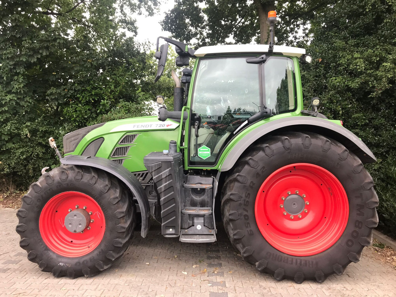 FENDT 720 Vario S4 PowerPlus - Traktor: bilde 2 FENDT 720 Vario S4 PowerPlus - Traktor: bilde 2