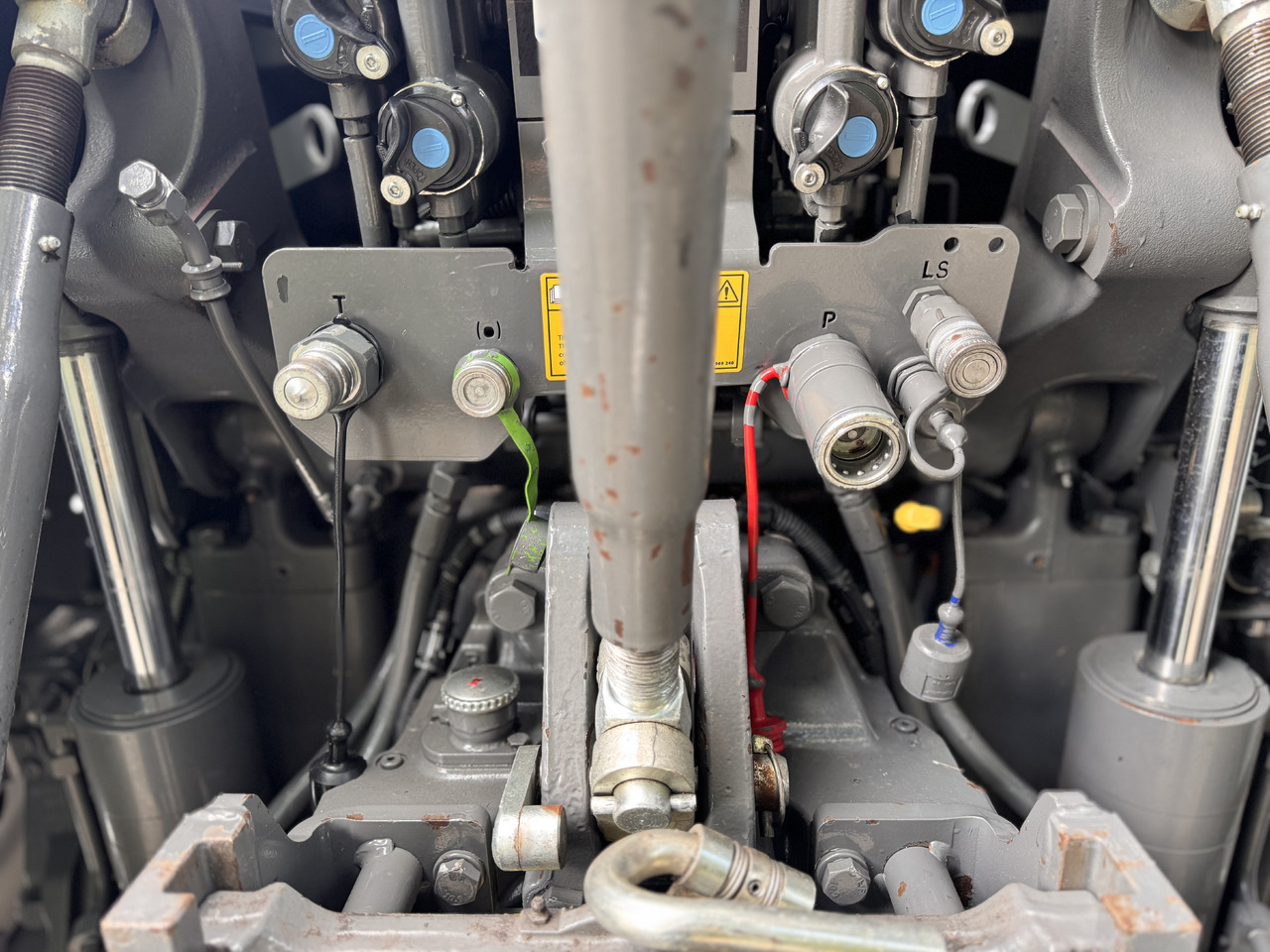 Traktor MASSEY FERGUSON 8s.205 Dyna7 Exclusive: bilde 18