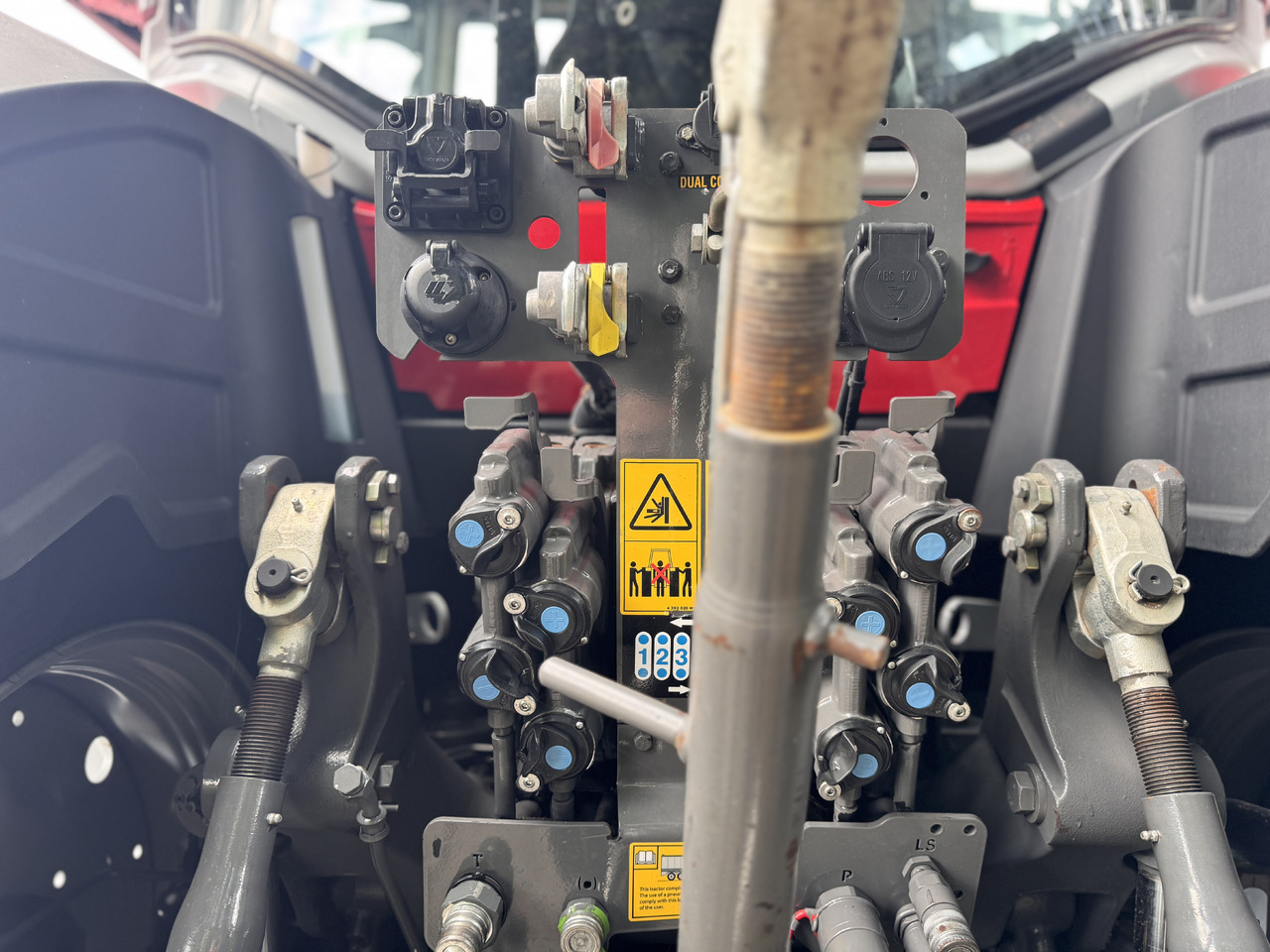 Traktor MASSEY FERGUSON 8s.205 Dyna7 Exclusive: bilde 19