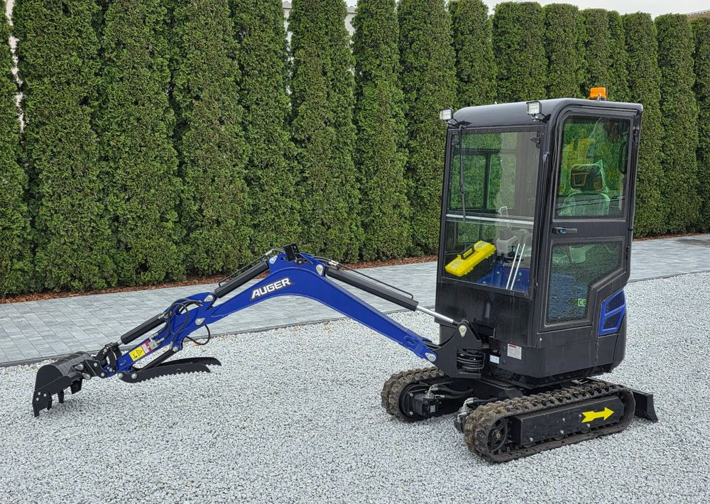 Kubota NOWA MINIKOPARKA AUGER HT 18, SILNIK KUBOTA, 3 ŁYŻKI - Minigraver: bilde 1 Kubota NOWA MINIKOPARKA AUGER HT 18, SILNIK KUBOTA, 3 ŁYŻKI - Minigraver: bilde 1