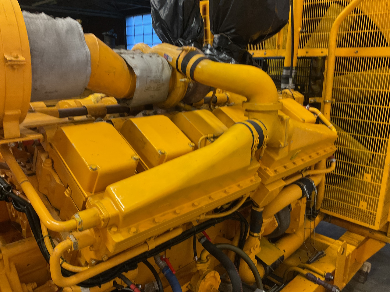 Cummins KTA38G3, 1000KVA Generatorset. Low hours and complete. - Elektrisk generator: bilde 3 Cummins KTA38G3, 1000KVA Generatorset. Low hours and complete. - Elektrisk generator: bilde 3