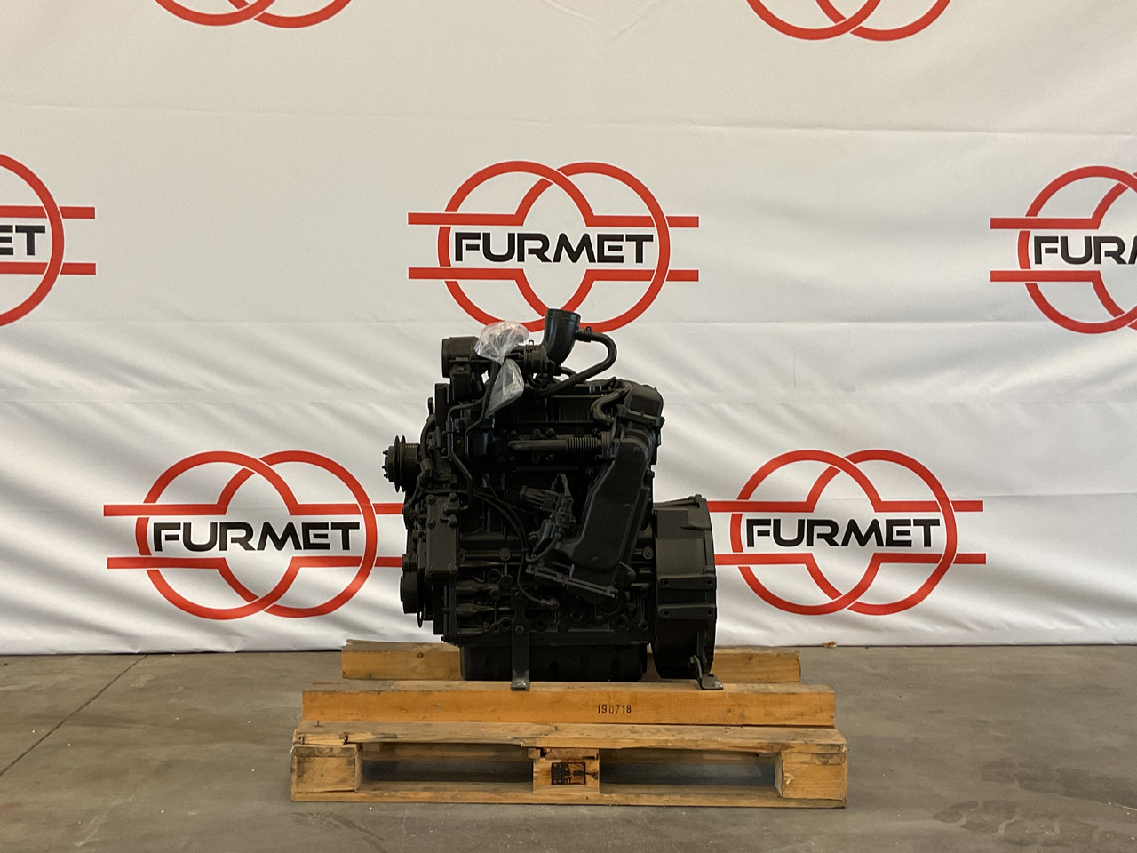 DEUTZ TCD 3.6L4, brand new diesel engine (1) - Motor: bilde 1 DEUTZ TCD 3.6L4, brand new diesel engine (1) - Motor: bilde 1