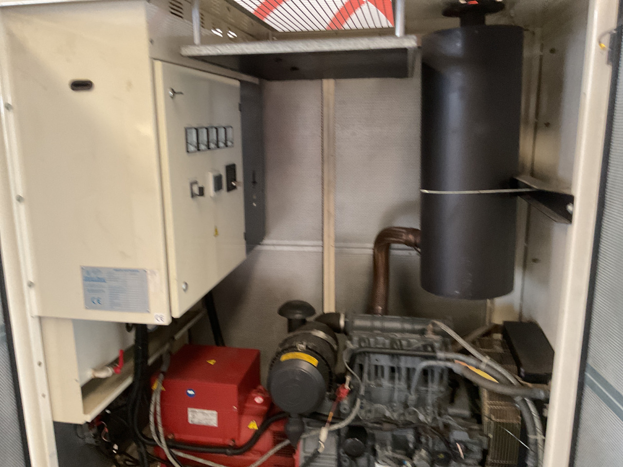 Deutz F3M1011F, 45KVA generatorset. Like brand new. Low standby hours - Elektrisk generator: bilde 2 Deutz F3M1011F, 45KVA generatorset. Like brand new. Low standby hours - Elektrisk generator: bilde 2