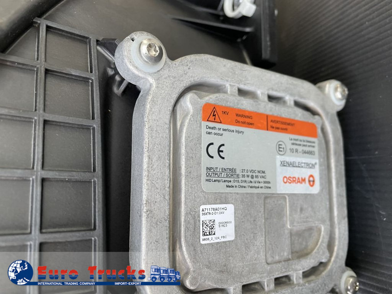 Mercedes-Benz Head light unit MP4 - Frontlys for Lastebil: bilde 4 Mercedes-Benz Head light unit MP4 - Frontlys for Lastebil: bilde 4