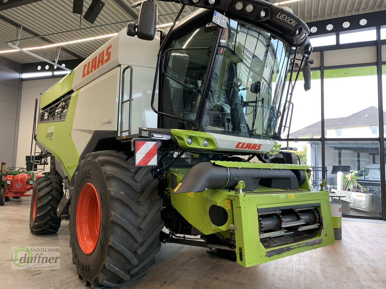 CLAAS Lexion 5400 - Skurtresker: bilde 1 CLAAS Lexion 5400 - Skurtresker: bilde 1