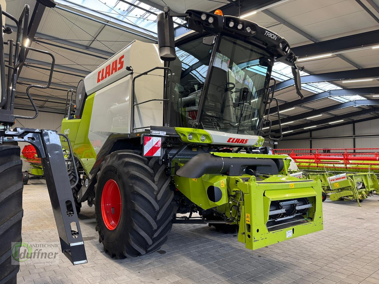 CLAAS Trion 540 Montana - Skurtresker: bilde 3 CLAAS Trion 540 Montana - Skurtresker: bilde 3