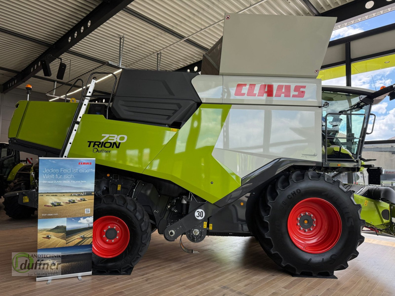 CLAAS Trion 730 - Skurtresker: bilde 2 CLAAS Trion 730 - Skurtresker: bilde 2