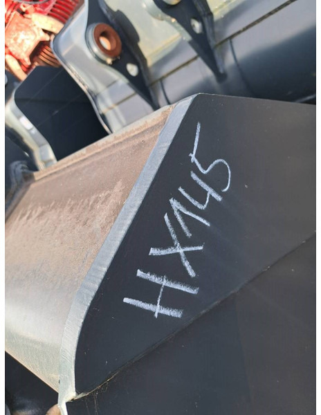 Hyundai Excavator Digging Bucket 140, 61K4-30701 - Skuffe for Bygg og anlegg: bilde 4 Hyundai Excavator Digging Bucket 140, 61K4-30701 - Skuffe for Bygg og anlegg: bilde 4