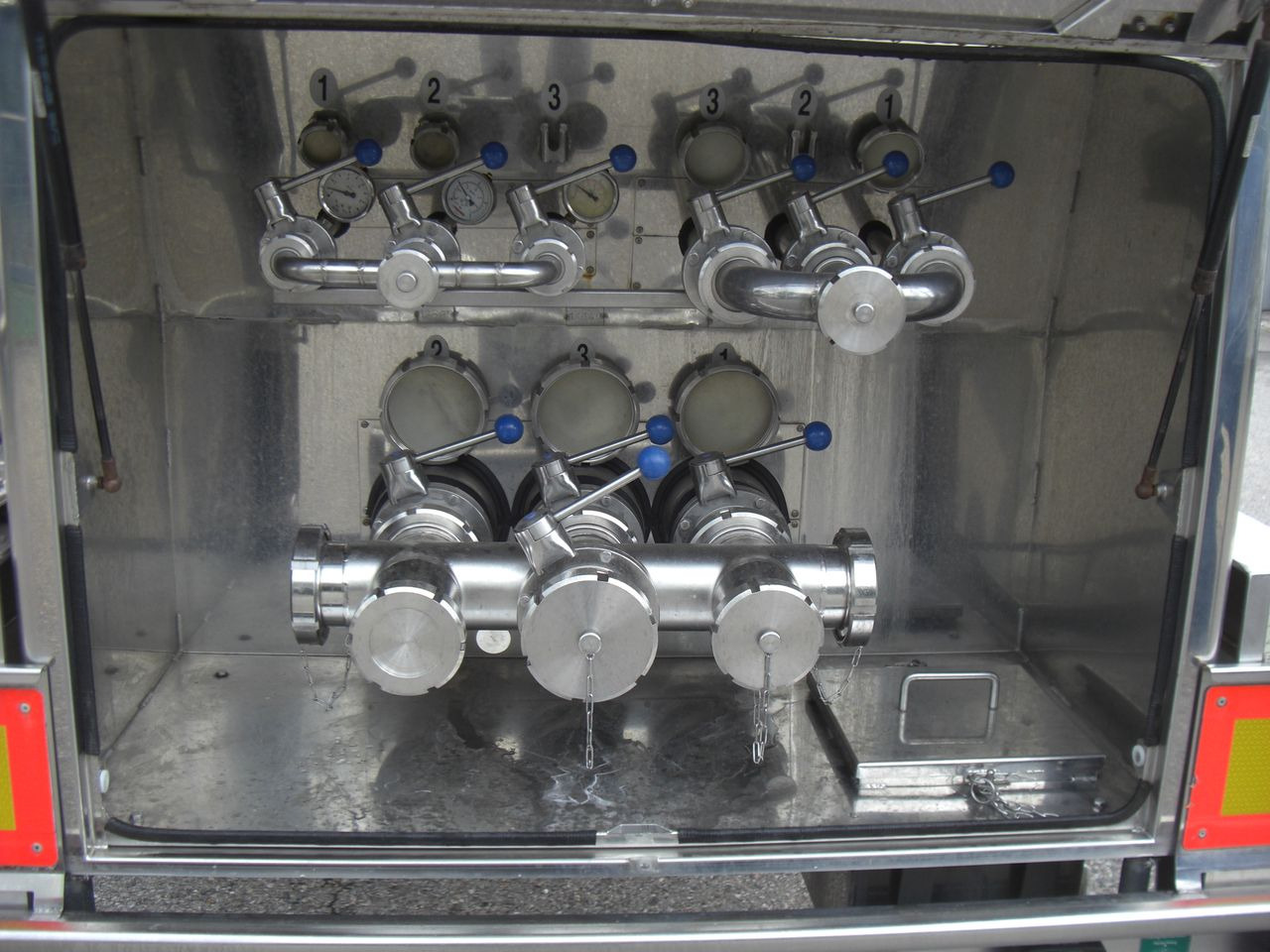 Magyar SRMAGD / BIERTANKER - Tanksemi: bilde 5 Magyar SRMAGD / BIERTANKER - Tanksemi: bilde 5