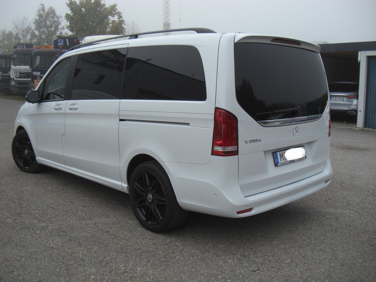 Mercedes-Benz V 250 LANG - Varebil med dobbelt førerhus: bilde 4 Mercedes-Benz V 250 LANG - Varebil med dobbelt førerhus: bilde 4