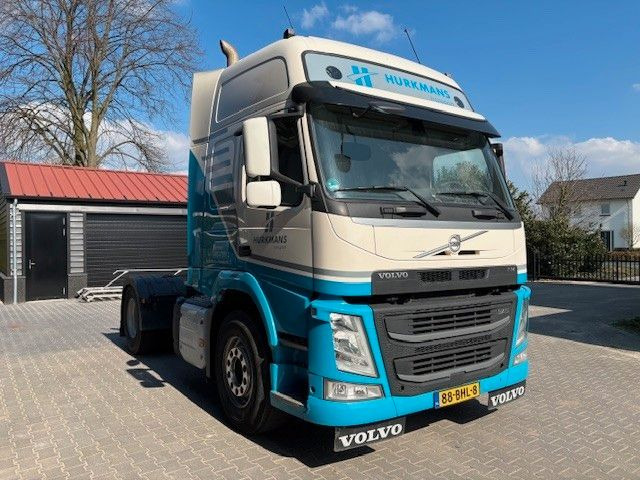 Volvo FM460 Globetrotter PTO - Trekkvogn: bilde 2 Volvo FM460 Globetrotter PTO - Trekkvogn: bilde 2