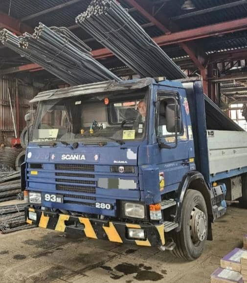 Scania 93 Carne - Kranbil: bilde 2 Scania 93 Carne - Kranbil: bilde 2