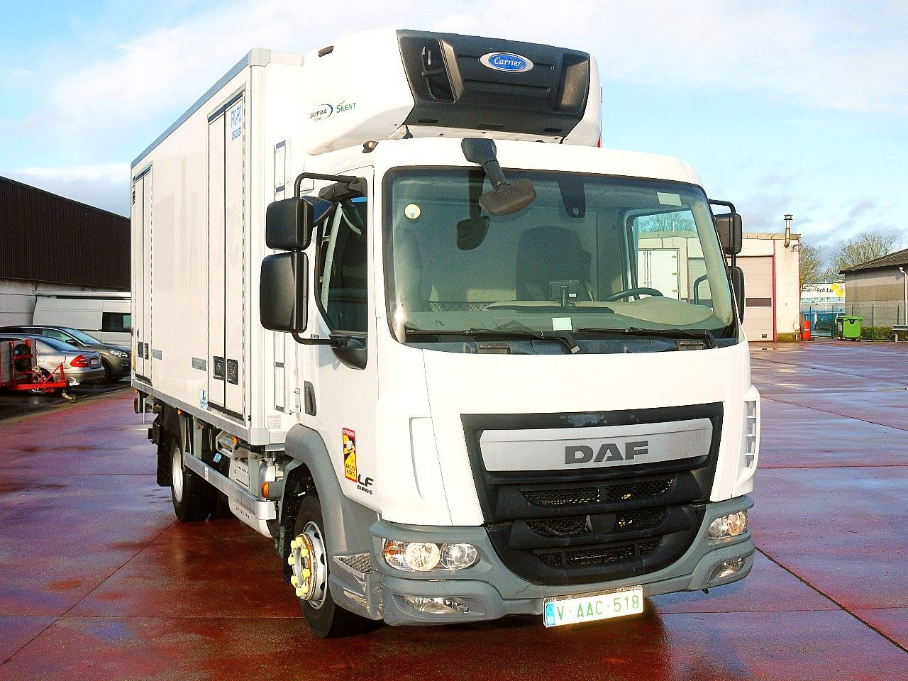 DAF LF 180 .10 KUHLKOFFER CARRIER SUPRA 750MT AIRCO - Lastebil med kjøl: bilde 1 DAF LF 180 .10 KUHLKOFFER CARRIER SUPRA 750MT AIRCO - Lastebil med kjøl: bilde 1