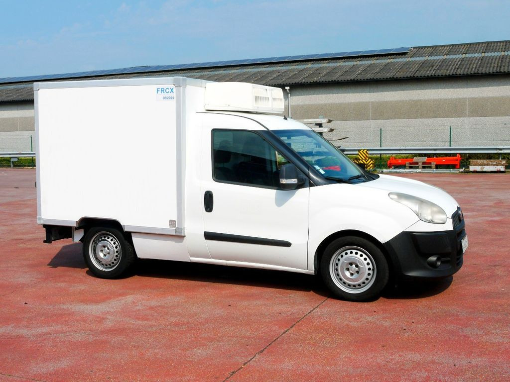 Fiat DOBLO 1.3 KUHLKOFFER RELEC FROD TR22 -20C Fiat DOBLO 1.3 KUHLKOFFER RELEC FROD TR22 -20C - Kjølebil: bilde 2 Fiat DOBLO 1.3 KUHLKOFFER RELEC FROD TR22 -20C Fiat DOBLO 1.3 KUHLKOFFER RELEC FROD TR22 -20C - Kjølebil: bilde 2