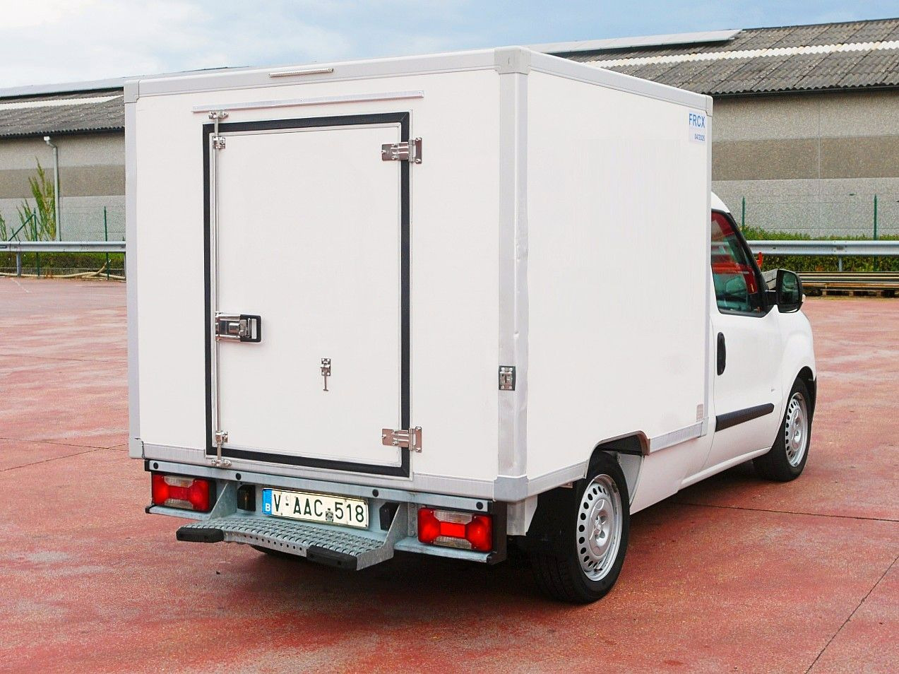 Fiat DOBLO 1.3 KUHLKOFFER RELEC FROID TR 22 -20C - Kjølebil: bilde 5 Fiat DOBLO 1.3 KUHLKOFFER RELEC FROID TR 22 -20C - Kjølebil: bilde 5