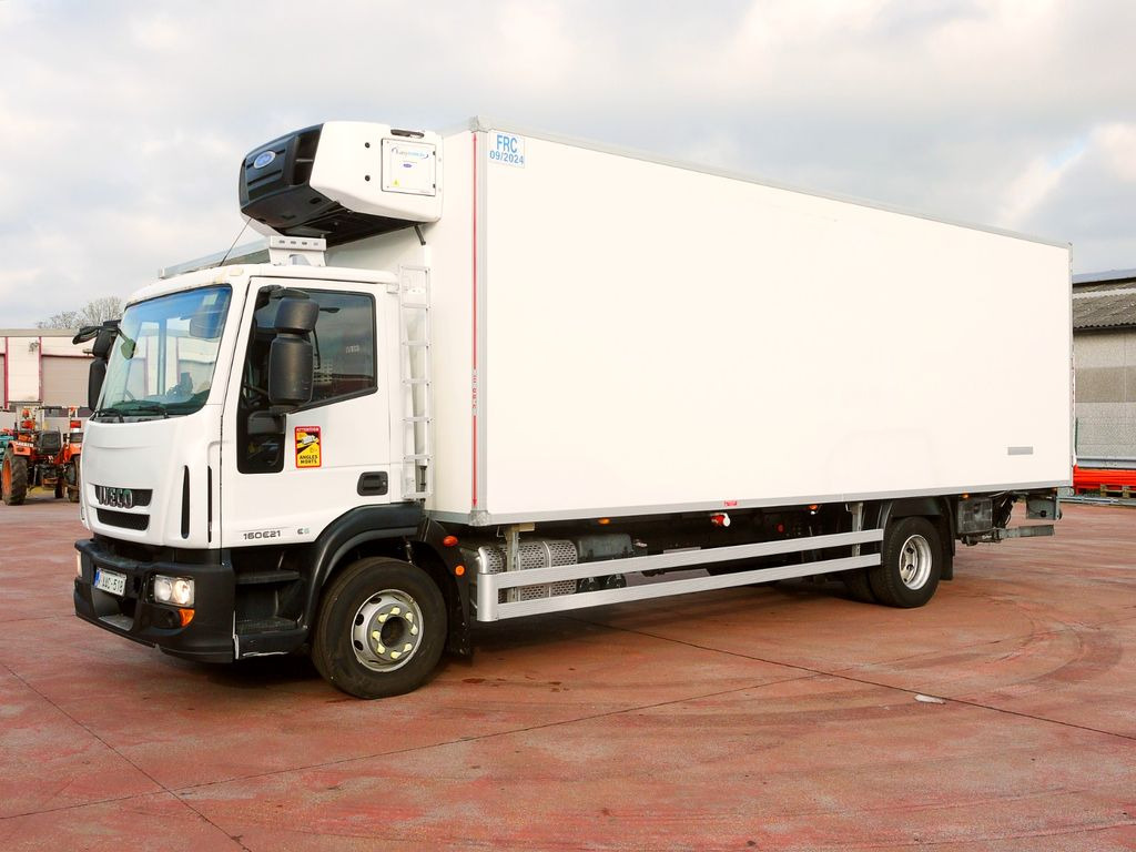 Iveco 160E21 KUHLKOFFER CARRIER SUPRA 750 LBW LUFT Iveco 160E21 KUHLKOFFER CARRIER SUPRA 750 LBW LUFT - Lastebil med kjøl: bilde 4 Iveco 160E21 KUHLKOFFER CARRIER SUPRA 750 LBW LUFT Iveco 160E21 KUHLKOFFER CARRIER SUPRA 750 LBW LUFT - Lastebil med kjøl: bilde 4