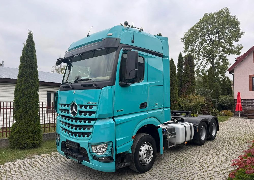 Mercedes-Benz AROCS - Trekkvogn: bilde 1 Mercedes-Benz AROCS - Trekkvogn: bilde 1