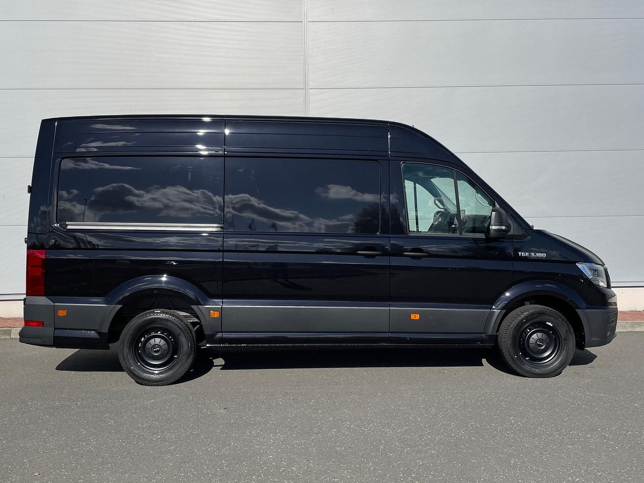 MAN TGE 3.180 L3H3 Kasten STANDHZ ACC NAVI KAMERA - Kassebil: bilde 5 MAN TGE 3.180 L3H3 Kasten STANDHZ ACC NAVI KAMERA - Kassebil: bilde 5