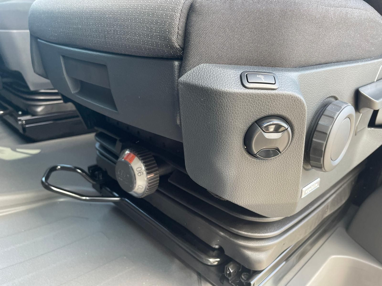 Kassebil MAN TGE 3.200 L3H3 Kasten 4x4 2-SITZE AHK ACC: bilde 38