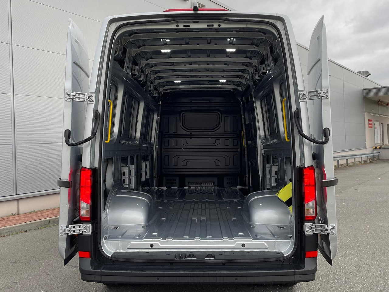 Personenbil MAN TGE 5.160 Kasten L4H3 5t 4x4 OBERAIGNER STANDHZ: bilde 10 Personenbil MAN TGE 5.160 Kasten L4H3 5t 4x4 OBERAIGNER STANDHZ: bilde 10