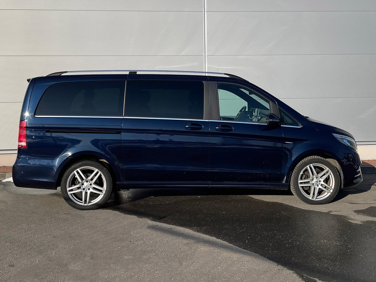 Mercedes-Benz V 250 Avantgarde Edition 4M STANDHZ AHK LEDER - Persontransport: bilde 5 Mercedes-Benz V 250 Avantgarde Edition 4M STANDHZ AHK LEDER - Persontransport: bilde 5