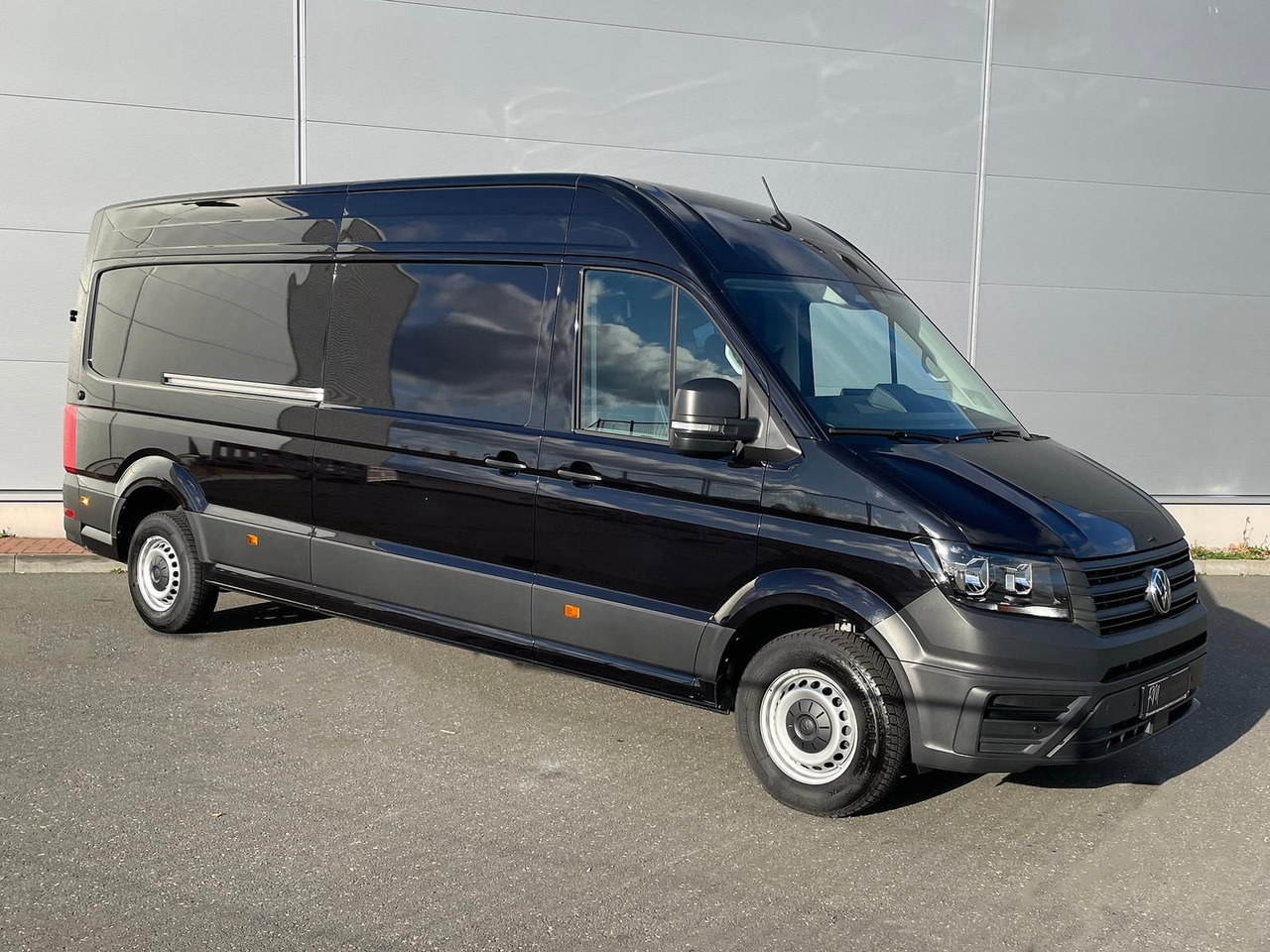 Volkswagen Crafter Kasten 35 L4H3 NAV SITZHZ AHK DAB KAMERA - Kassebil: bilde 2 Volkswagen Crafter Kasten 35 L4H3 NAV SITZHZ AHK DAB KAMERA - Kassebil: bilde 2