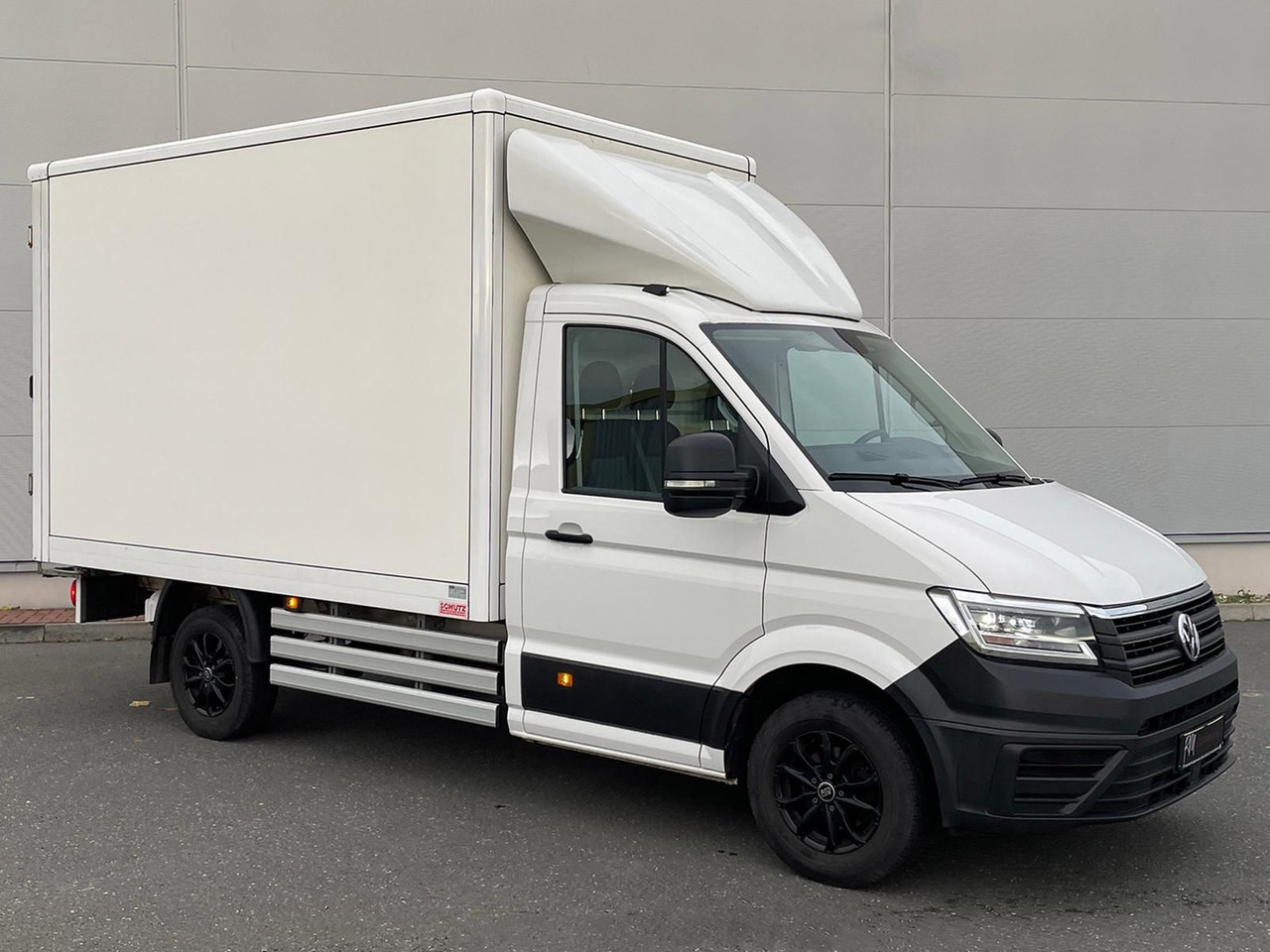 Volkswagen Crafter Koffer mittellang LED DAB SITZH - Varebil med skap: bilde 2 Volkswagen Crafter Koffer mittellang LED DAB SITZH - Varebil med skap: bilde 2