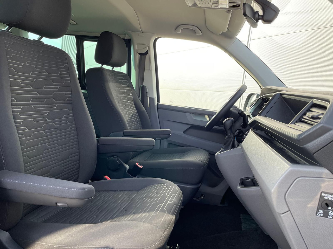 Ny Persontransport Volkswagen T6.1 Caravelle Comfortline NAV LED TEMP DAB PDC: bilde 23 Ny Persontransport Volkswagen T6.1 Caravelle Comfortline NAV LED TEMP DAB PDC: bilde 23