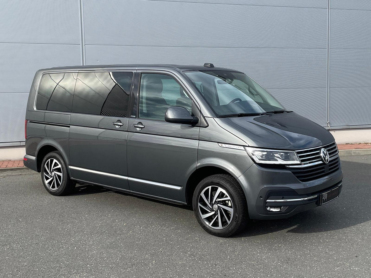 Volkswagen T6.1 Multivan Comfortline 4M ACC KAMERA SITZHZ - Minibuss, Persontransport: bilde 2 Volkswagen T6.1 Multivan Comfortline 4M ACC KAMERA SITZHZ - Minibuss, Persontransport: bilde 2