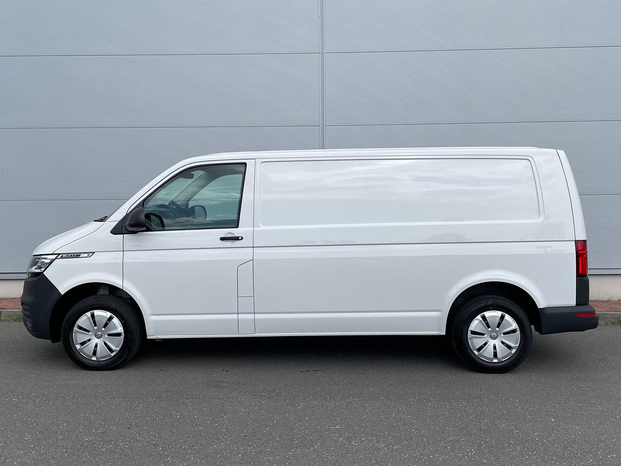 Ny Kassebil Volkswagen T6.1 Transporter Kasten lang 4M MFL LED TEMPOMAT: bilde 6