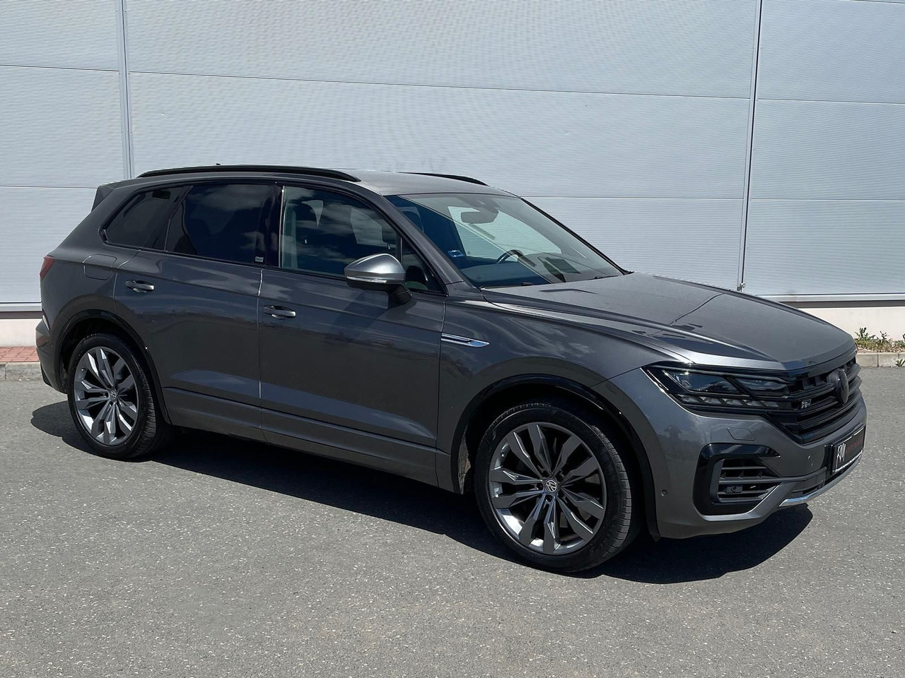 Volkswagen Touareg 4.0 V8 TDI One Million 4M LEDER AHK ACC - SUV: bilde 2 Volkswagen Touareg 4.0 V8 TDI One Million 4M LEDER AHK ACC - SUV: bilde 2