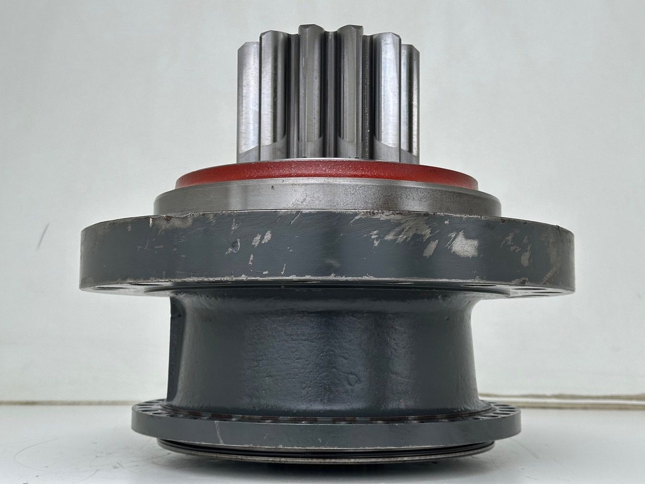 Liebherr Abtriebswellengehäuse ID-Nr.90018934 mit Abtriebswelle ID-Nr.90204999. SAT275/260 - SAT275/261 - SAT275/266 - SAT275/289. #0785#03478# - Transmisjon for Bygg og anlegg: bilde 5 Liebherr Abtriebswellengehäuse ID-Nr.90018934 mit Abtriebswelle ID-Nr.90204999. SAT275/260 - SAT275/261 - SAT275/266 - SAT275/289. #0785#03478# - Transmisjon for Bygg og anlegg: bilde 5