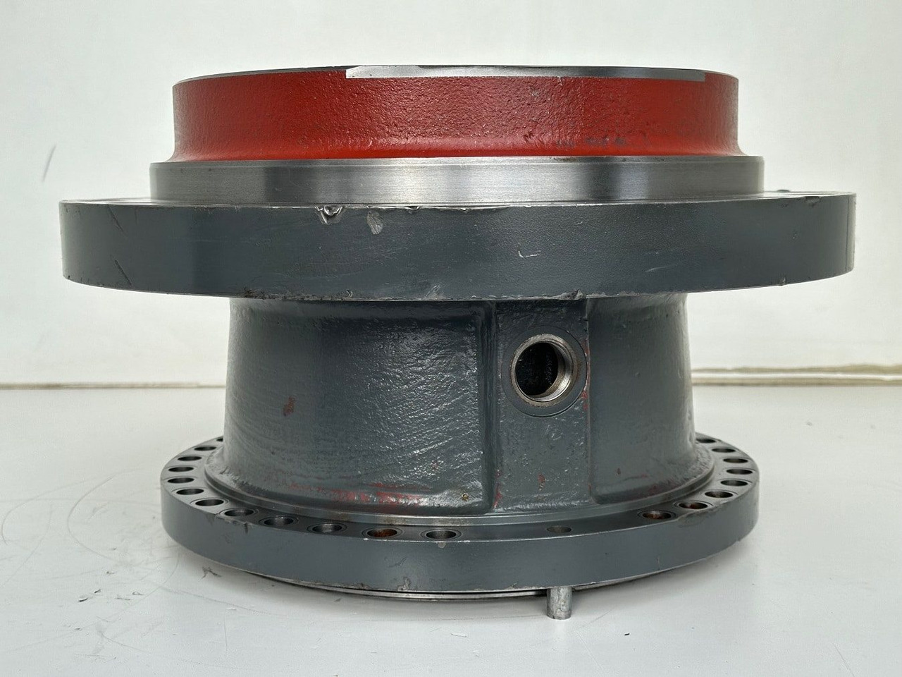 Liebherr Abtriebswellengehäuse ID-Nr.90021076. SAT325A296 - SAT325/294. R934-1550, R936, R938-1650, R940, R945-1866, R946, R950. #90021076.27.10# - Svingmotor for Bygg og anlegg: bilde 4 Liebherr Abtriebswellengehäuse ID-Nr.90021076. SAT325A296 - SAT325/294. R934-1550, R936, R938-1650, R940, R945-1866, R946, R950. #90021076.27.10# - Svingmotor for Bygg og anlegg: bilde 4