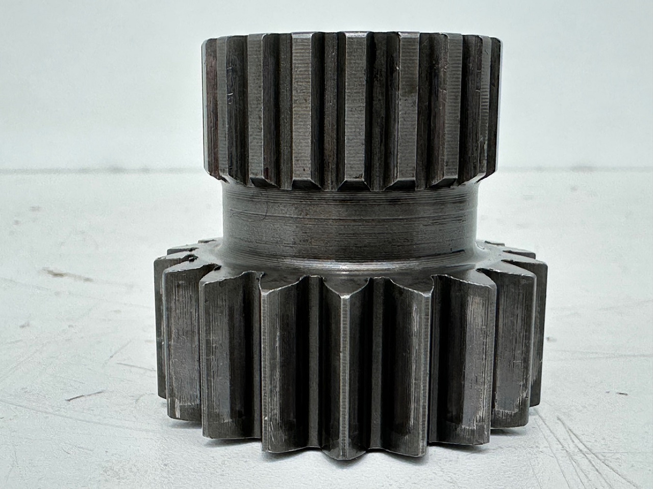 Liebherr - Bonfiglioli Sonnenrad mit ID-Nr.10167165. LTM 1045-3-1-, LTM 1055-1, LTM 1055-3-1-, LTM 1055-3-2-, LTM1070-4-1-, LTM1070-4-2-. #10167165.6088598# - Transmisjon for Bygg og anlegg: bilde 2 Liebherr - Bonfiglioli Sonnenrad mit ID-Nr.10167165. LTM 1045-3-1-, LTM 1055-1, LTM 1055-3-1-, LTM 1055-3-2-, LTM1070-4-1-, LTM1070-4-2-. #10167165.6088598# - Transmisjon for Bygg og anlegg: bilde 2