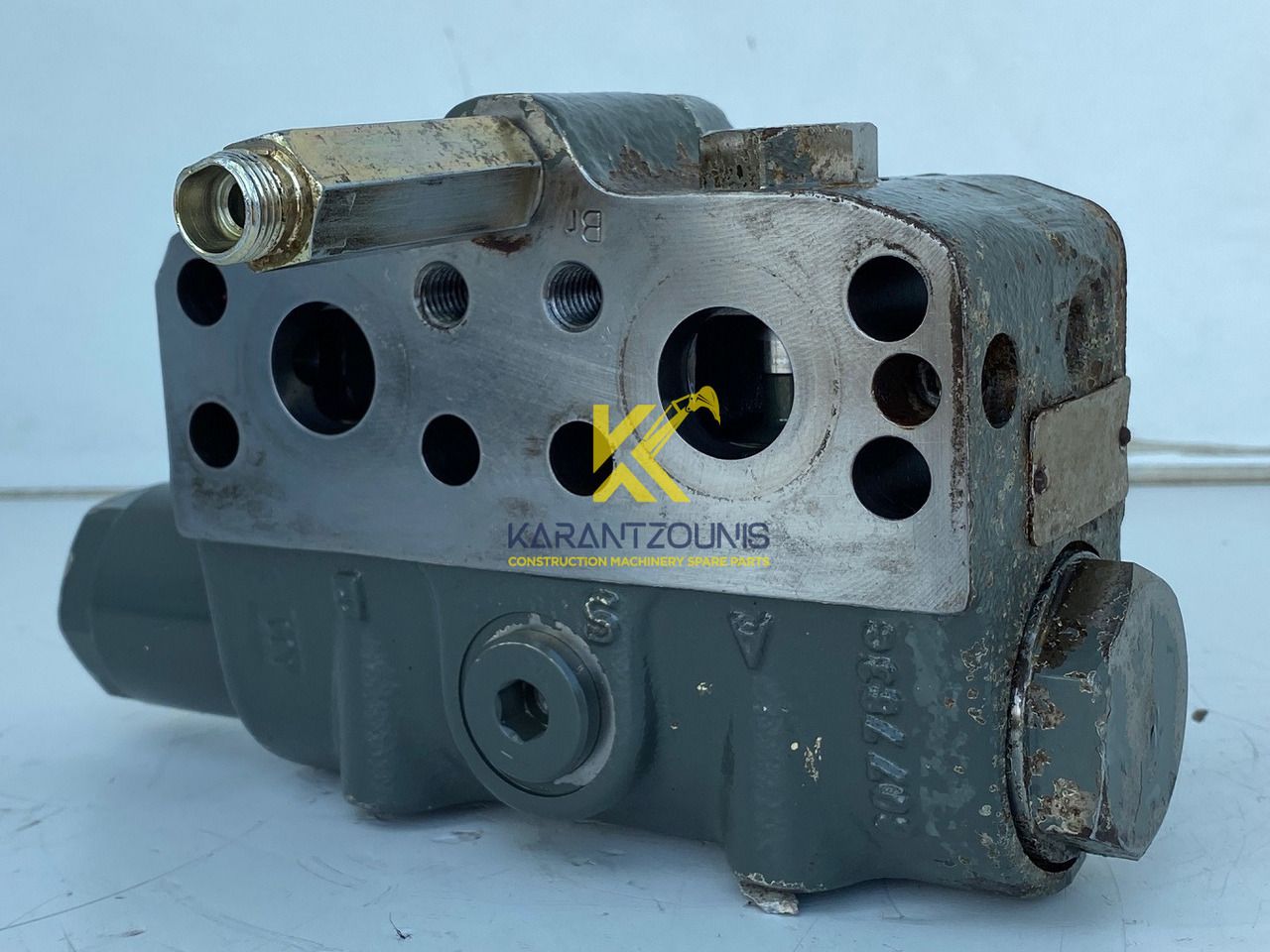 Liebherr Bremsventil ID-Nr.10471957. LOS914, LOS924, R902, R904, R912, R914, R922, R924, R924 COMP, R924 COMPA. #STM20.05## - Sluttdrev for Beltegraver: bilde 5 Liebherr Bremsventil ID-Nr.10471957. LOS914, LOS924, R902, R904, R912, R914, R922, R924, R924 COMP, R924 COMPA. #STM20.05## - Sluttdrev for Beltegraver: bilde 5