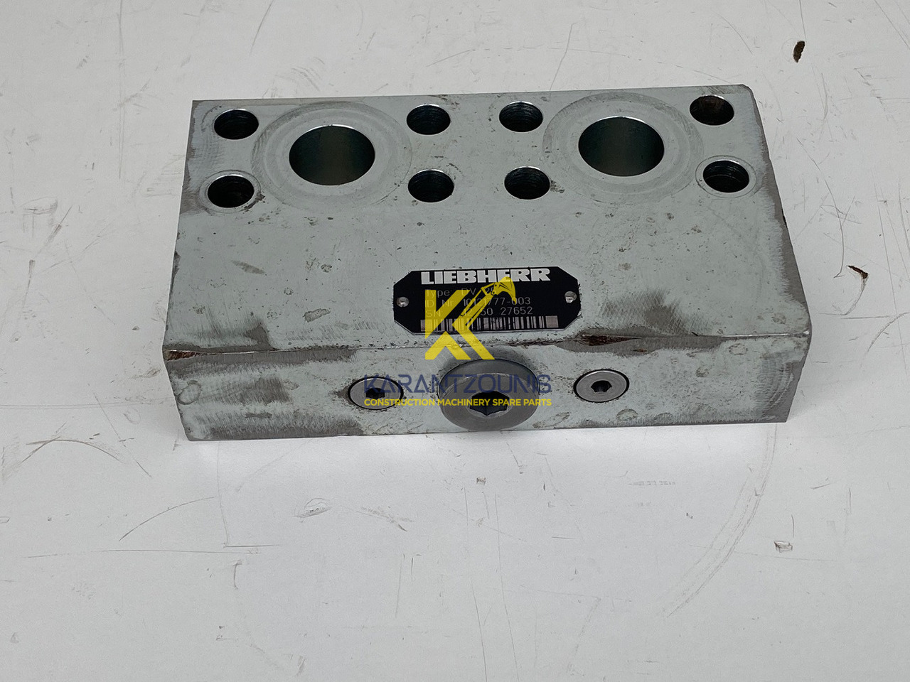 Liebherr Dämpfungsventil ID-Nr.10121777. P924 COMP, P926, R926, R916, R922, R924 COMP, R924, R926 COMP, R926, R930, R936, R946, R950 T, R960 T. #DÄ27652# - Svingmotor for Gravemaskin: bilde 1 Liebherr Dämpfungsventil ID-Nr.10121777. P924 COMP, P926, R926, R916, R922, R924 COMP, R924, R926 COMP, R926, R930, R936, R946, R950 T, R960 T. #DÄ27652# - Svingmotor for Gravemaskin: bilde 1