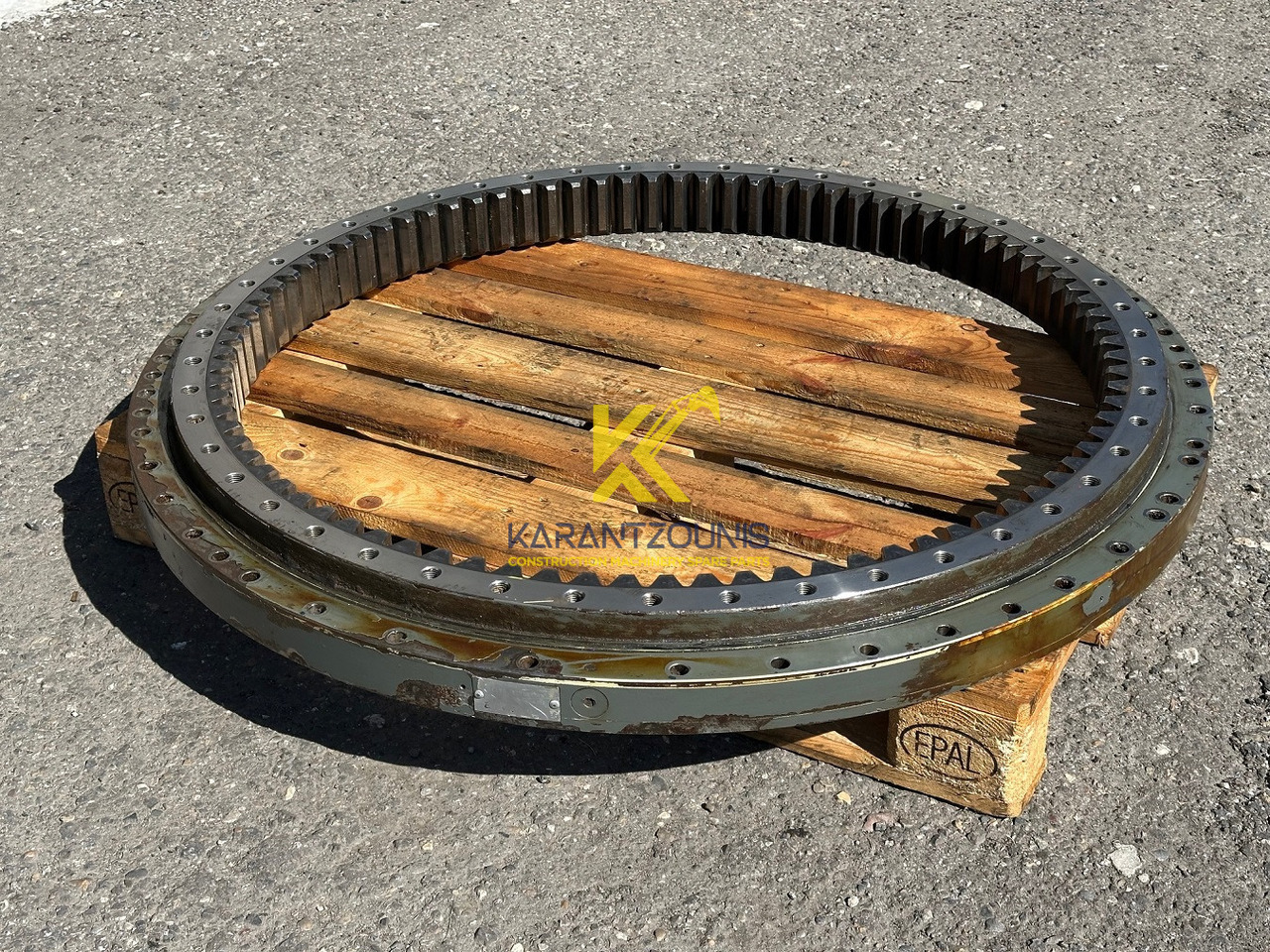 Liebherr Original Drehkranz - Kugeldrehverbindung mit ID-Nr.11690802. R920 S-1545,R920-1545,R922 LC-1442,R922 LC-1443,R922-1442,R924 LC-1444,R924 LC-1445,R924-1444,R925-1444. #11690802.N10220272# - Svingkrans for Bygg og anlegg: bilde 1 Liebherr Original Drehkranz - Kugeldrehverbindung mit ID-Nr.11690802. R920 S-1545,R920-1545,R922 LC-1442,R922 LC-1443,R922-1442,R924 LC-1444,R924 LC-1445,R924-1444,R925-1444. #11690802.N10220272# - Svingkrans for Bygg og anlegg: bilde 1