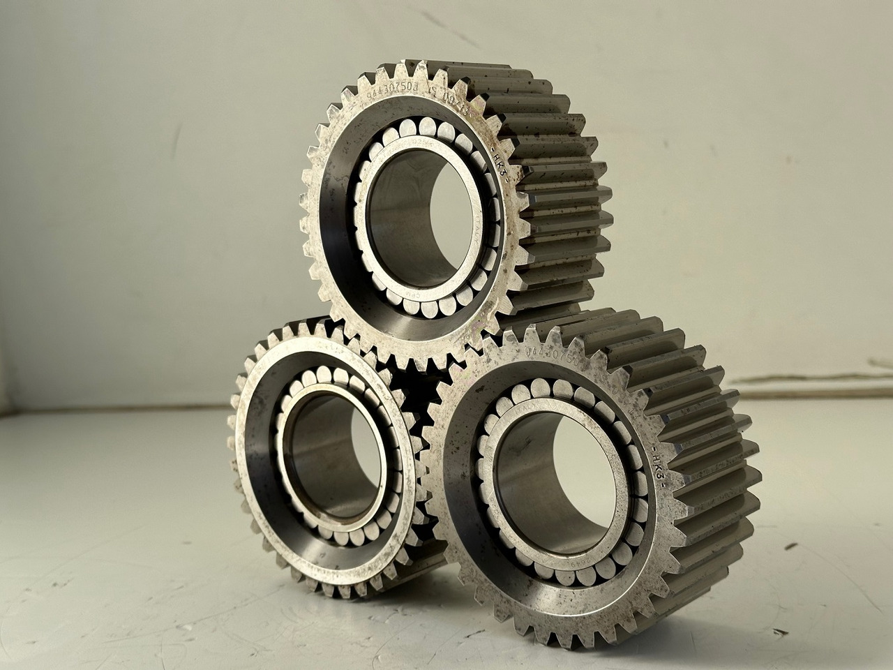 Liebherr Planetenrad ID-Nr.9443074 - ID-Nr.944307403 - ID-Nr.90208594 mit Zylinderrollenlager ID-Nr.7610032 - ID-Nr.761003203. #944307503.18.12# - Svingmotor for Bygg og anlegg: bilde 2 Liebherr Planetenrad ID-Nr.9443074 - ID-Nr.944307403 - ID-Nr.90208594 mit Zylinderrollenlager ID-Nr.7610032 - ID-Nr.761003203. #944307503.18.12# - Svingmotor for Bygg og anlegg: bilde 2