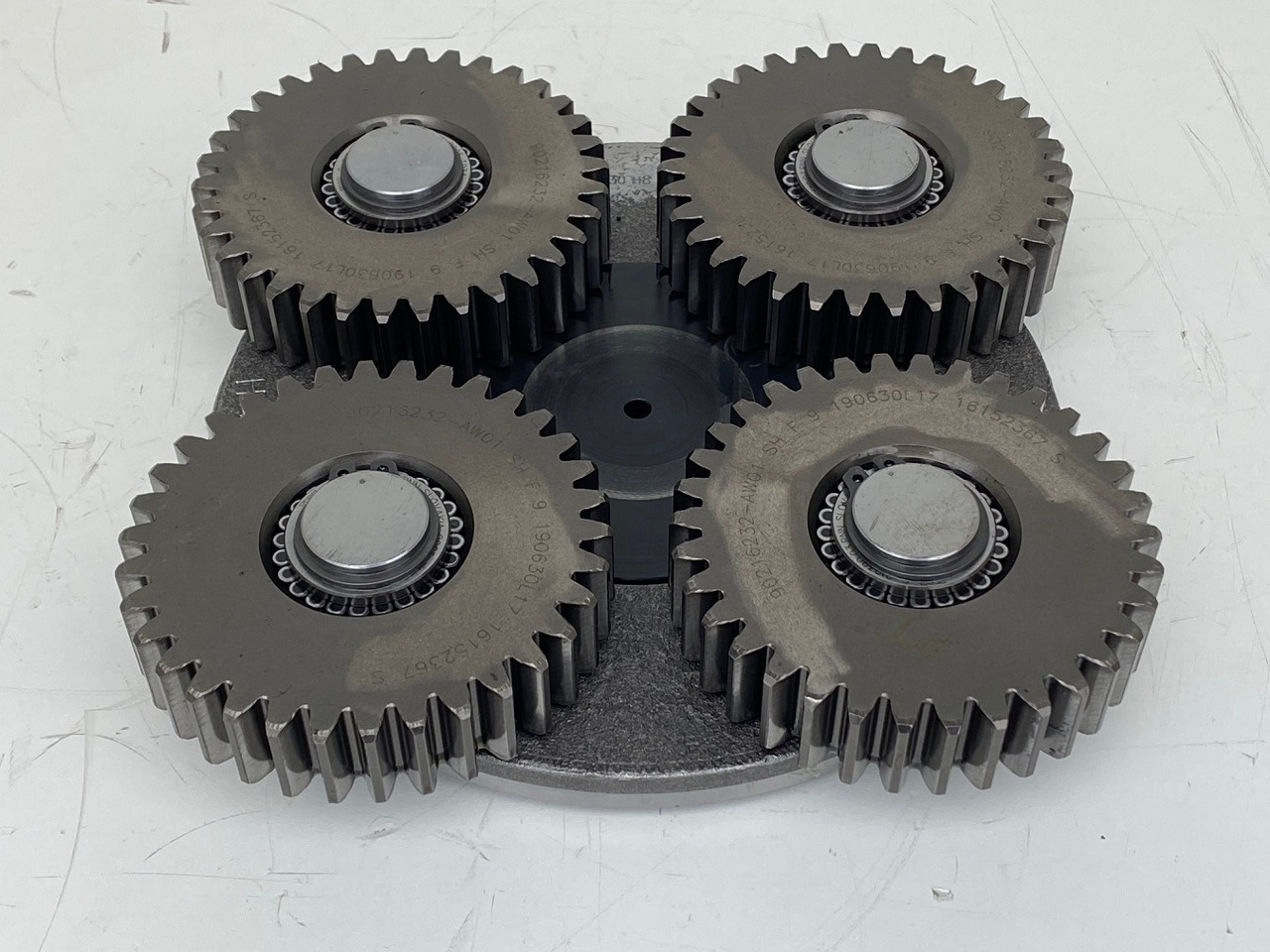 Liebherr Planetenträger ID-Nr.90216230 mit Planetenrad ID-Nr.90216231. R926-1715 - R928-1715 - R930-1716. #PL-PO161# - Svingmotor for Bygg og anlegg: bilde 1 Liebherr Planetenträger ID-Nr.90216230 mit Planetenrad ID-Nr.90216231. R926-1715 - R928-1715 - R930-1716. #PL-PO161# - Svingmotor for Bygg og anlegg: bilde 1