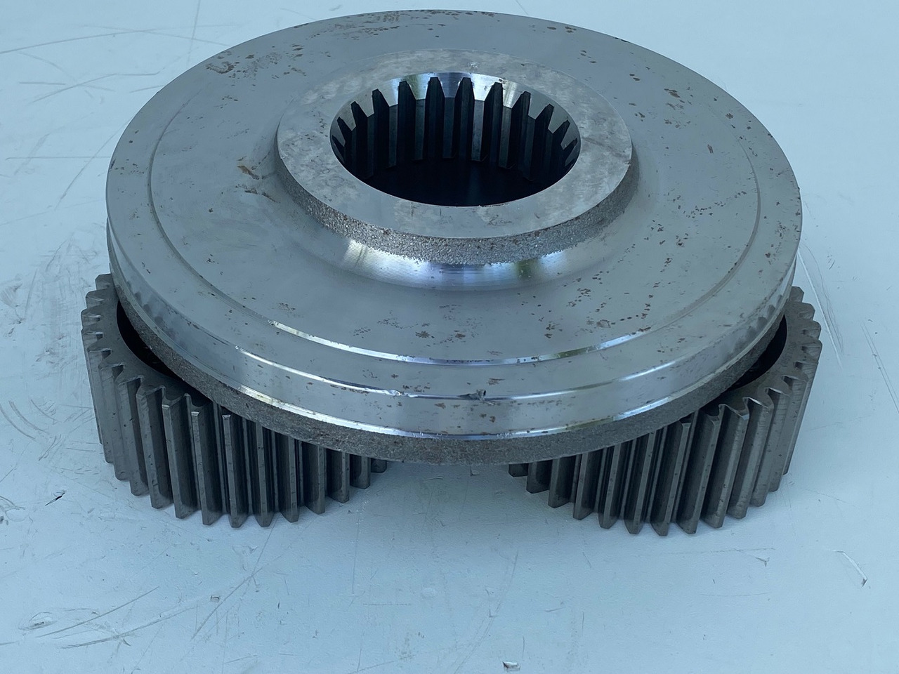 Svingmotor for Bygg og anlegg Liebherr Planetenträger ID-Nr.970559601 mit Planetenrad ID-Nr.944305703 - ID-Nr.90213986. A900, A904, A913 COMP, A914 COMP, A914, A916 COMP, A916, A918 COMP, A918, A920, A922 RAIL, A924 RAIL, LH18,: bilde 6 Svingmotor for Bygg og anlegg Liebherr Planetenträger ID-Nr.970559601 mit Planetenrad ID-Nr.944305703 - ID-Nr.90213986. A900, A904, A913 COMP, A914 COMP, A914, A916 COMP, A916, A918 COMP, A918, A920, A922 RAIL, A924 RAIL, LH18,: bilde 6