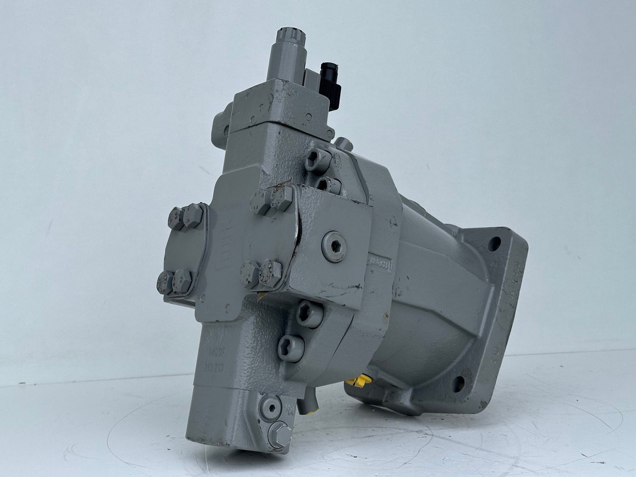 Liebherr Verstellmotor ID-Nr.510240108 - Hydromatik Rexroth Axialkolben-Verstellmotor Typ:A6VM140EP2D/63W-VZB017HB. #24338069# - Hydraulisk motor for Beltegående kran: bilde 5 Liebherr Verstellmotor ID-Nr.510240108 - Hydromatik Rexroth Axialkolben-Verstellmotor Typ:A6VM140EP2D/63W-VZB017HB. #24338069# - Hydraulisk motor for Beltegående kran: bilde 5
