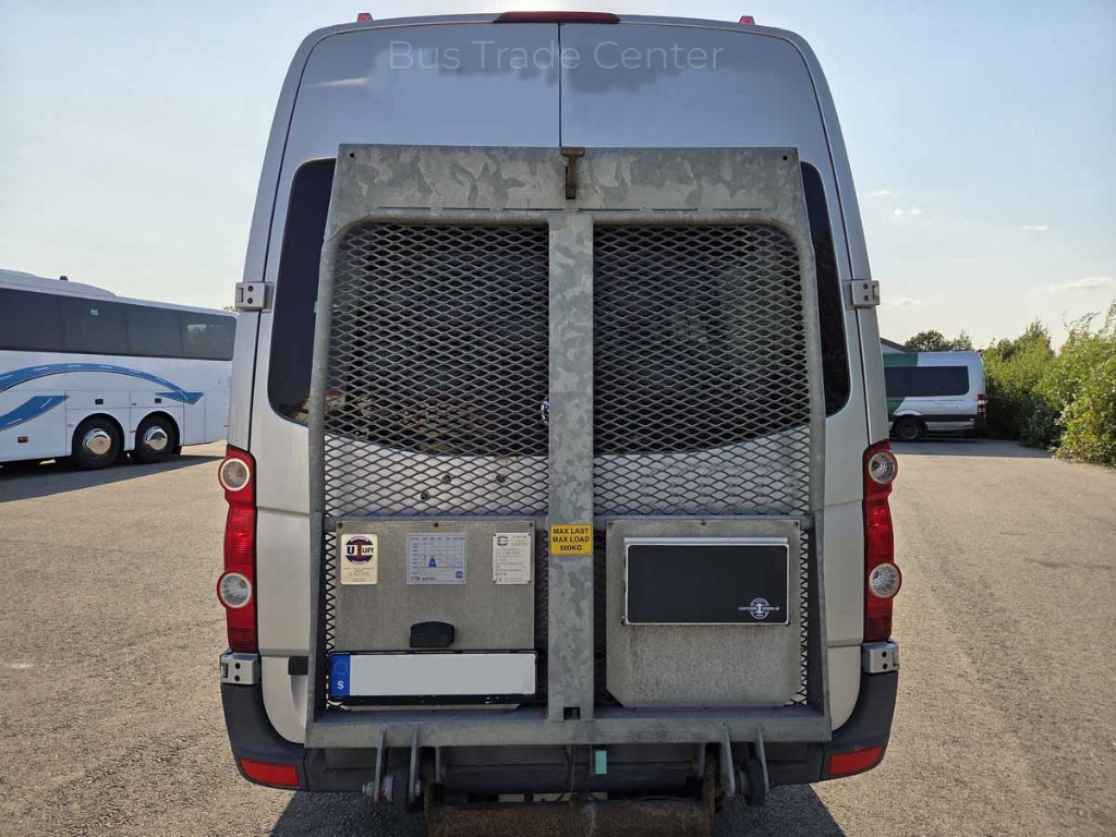 VOLKSWAGEN Crafter 50 LR // 2 units with lift - Minibuss, Persontransport: bilde 3 VOLKSWAGEN Crafter 50 LR // 2 units with lift - Minibuss, Persontransport: bilde 3