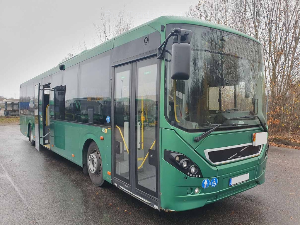 VOLVO 8900 B8RLE - Forstadsbus: bilde 1 VOLVO 8900 B8RLE - Forstadsbus: bilde 1