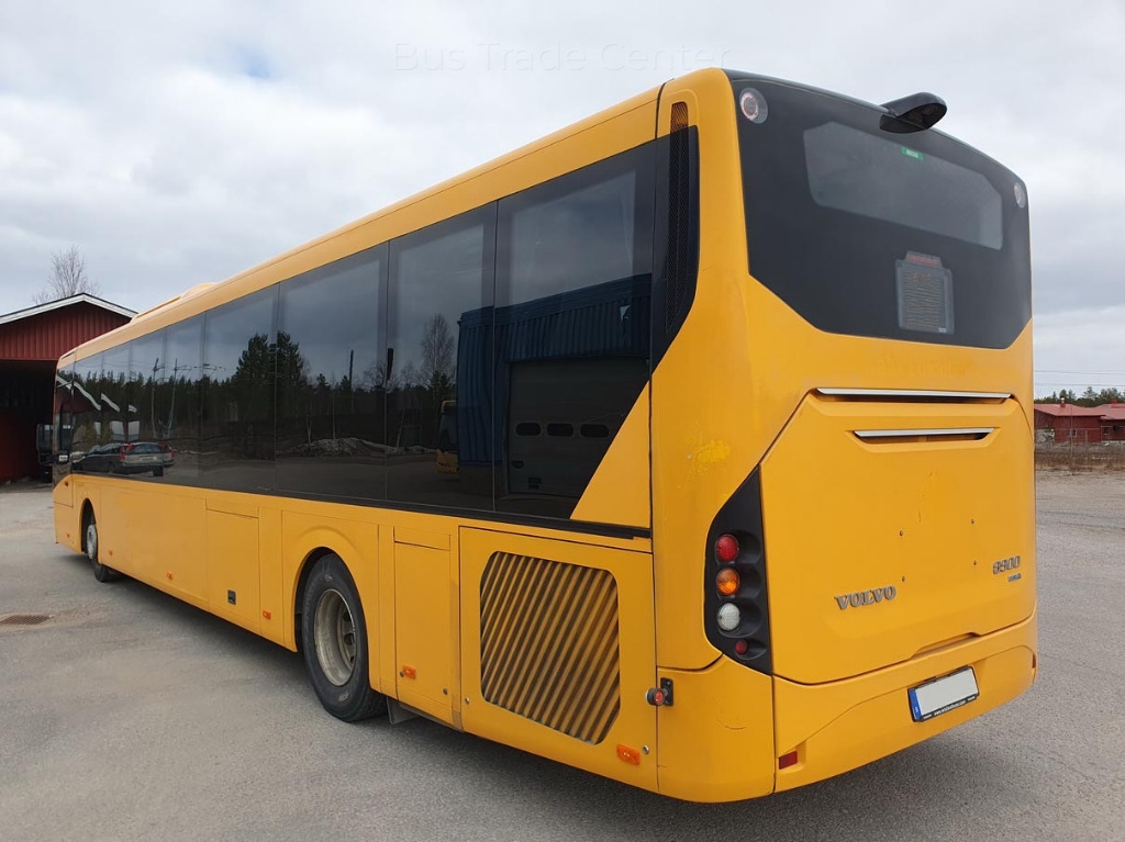 VOLVO 8900 B8RLE - Forstadsbus: bilde 3 VOLVO 8900 B8RLE - Forstadsbus: bilde 3