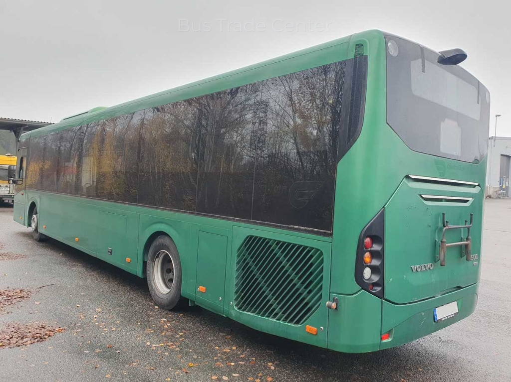 VOLVO 8900 B8RLE - Forstadsbus: bilde 3 VOLVO 8900 B8RLE - Forstadsbus: bilde 3