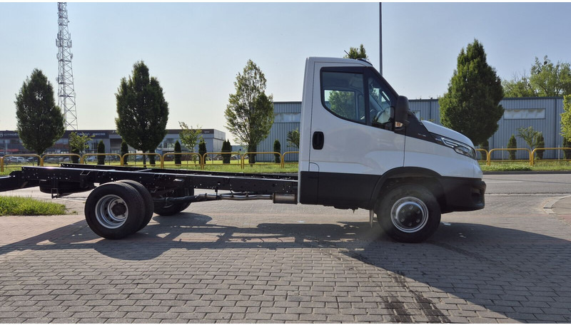 Iveco Daily 70C18 - nowe! - Chassis lastebil: bilde 5 Iveco Daily 70C18 - nowe! - Chassis lastebil: bilde 5