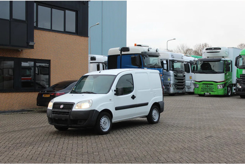 Fiat Doblò Cargo * manual * - Personenbil: bilde 1 Fiat Doblò Cargo * manual * - Personenbil: bilde 1